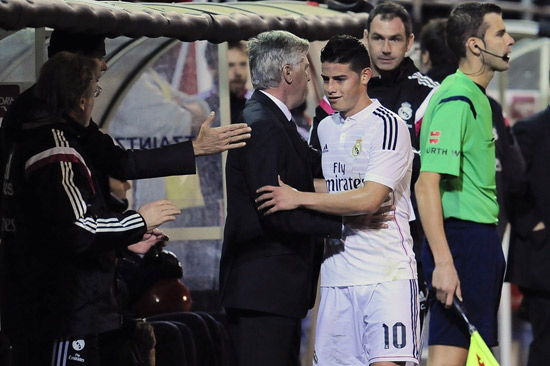  因西涅重返圣保罗，那不勒斯温情时刻  